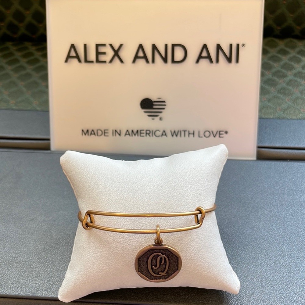 NWT Alex and Ani initial Q bracelet